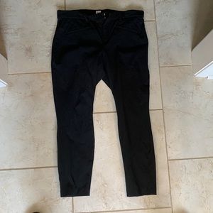 FINAL PRICE DROP Gap size 14 black Signature Skinny Ankle pants